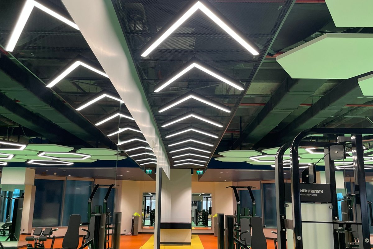 قاعة صالة الألعاب الرياضية